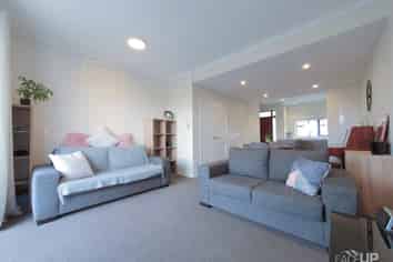 196 Hobsonville Point Road, Hobsonville
