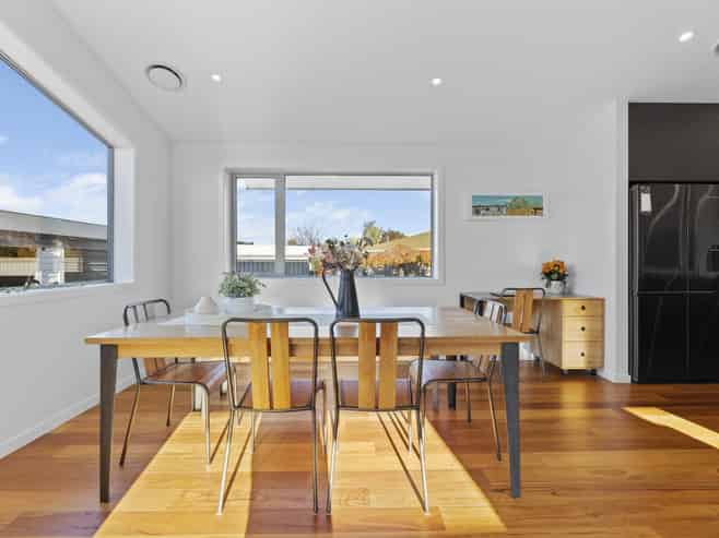 24 Bidston Street, Outram