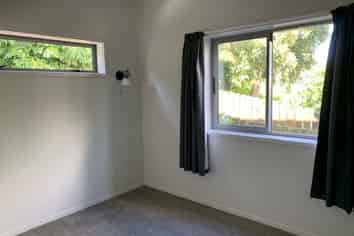 2/95B Duke Street, Mount Roskill