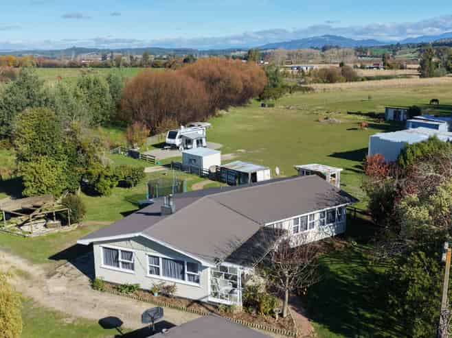 37 Central Road, Lower Moutere