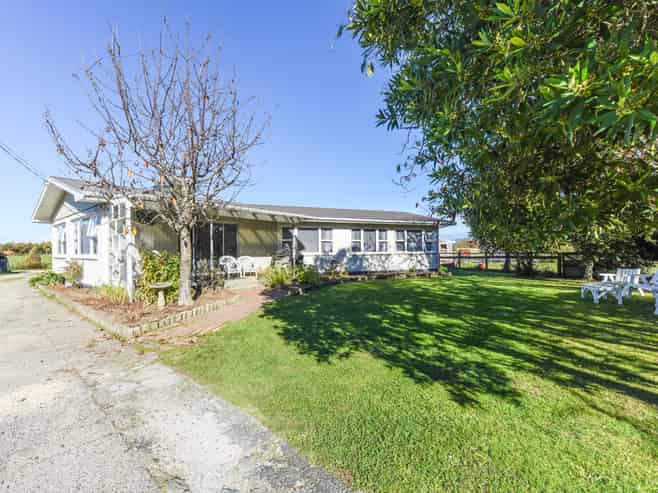 37 Central Road, Lower Moutere