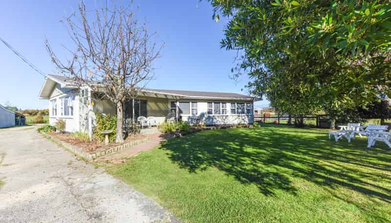 37 Central Road, Lower Moutere