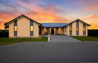 14 Hollard Crescent, Lincoln