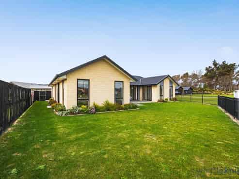 14 Hollard Crescent, Lincoln