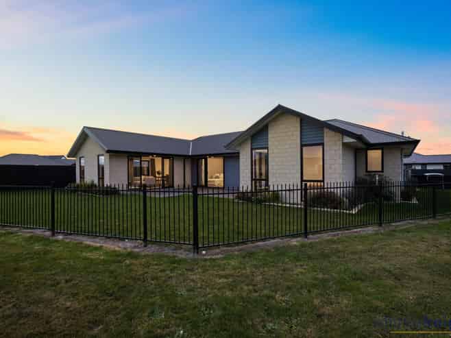 14 Hollard Crescent, Lincoln