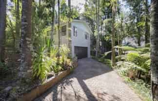 5 Kaurimu Rise, Titirangi