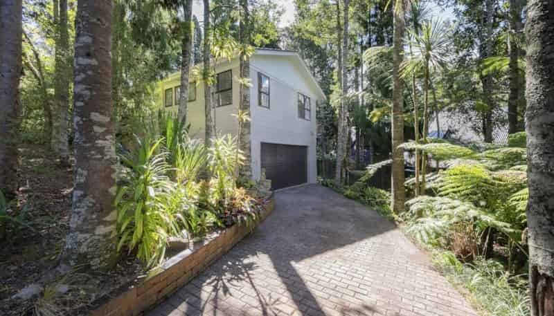 5 Kaurimu Rise, Titirangi