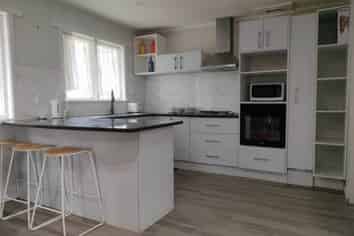 48/A Williams Crescent , Otara