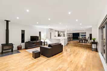 Auckland - Address withheld