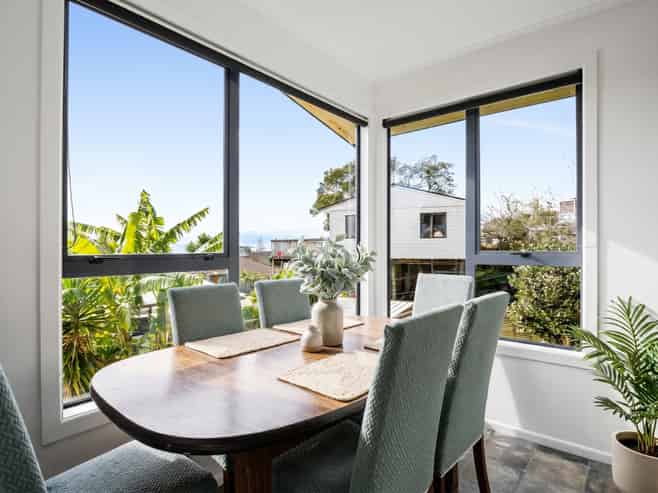 454A Whangaparaoa Road, Stanmore Bay