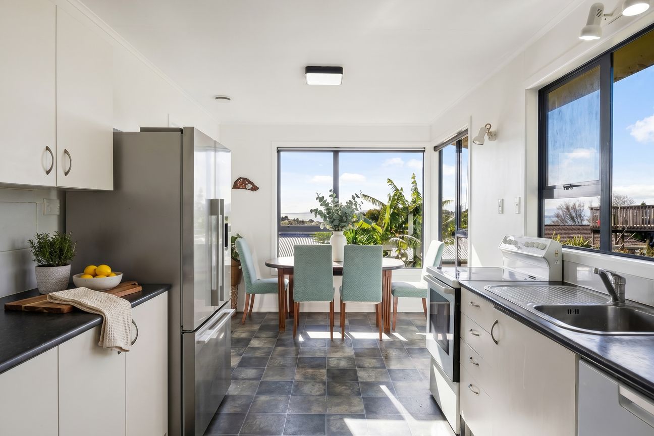 URGENT SALE - Vista 5