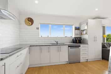 2 Northvale Place, Pukekohe
