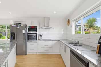 2 Northvale Place, Pukekohe