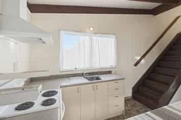 7/51A Avenue Road, Greenmeadows