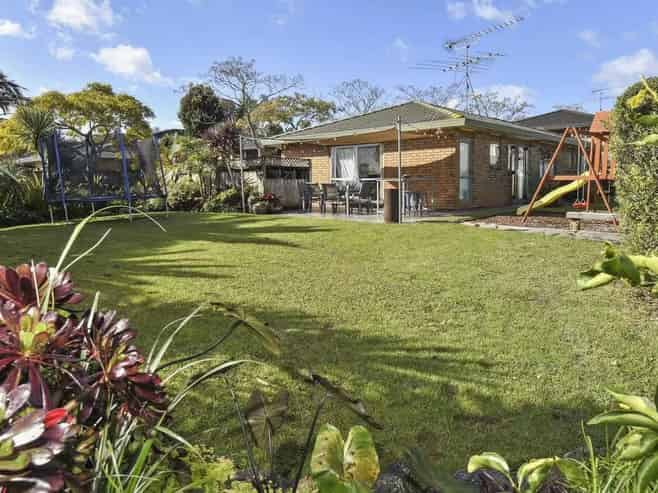 1 Marbella Drive, Massey