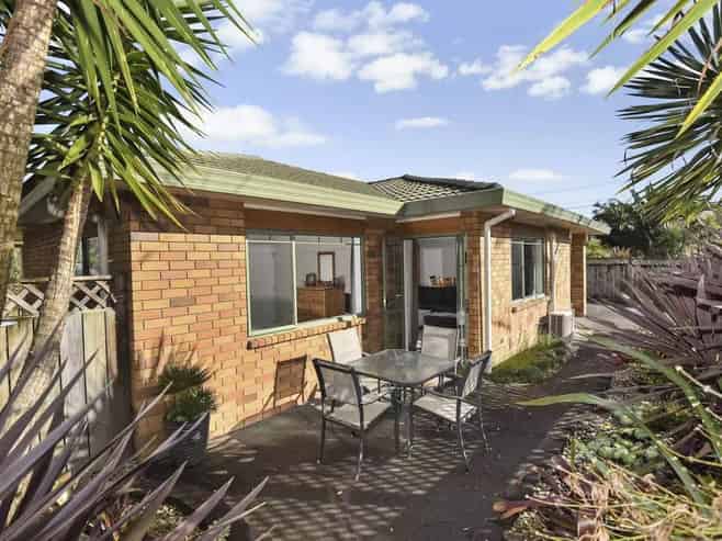 1 Marbella Drive, Massey