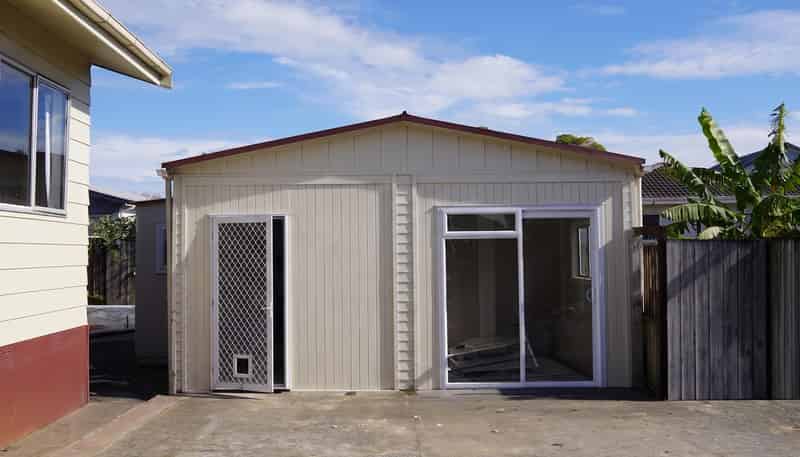 303 Roscommon road, Clendon Park