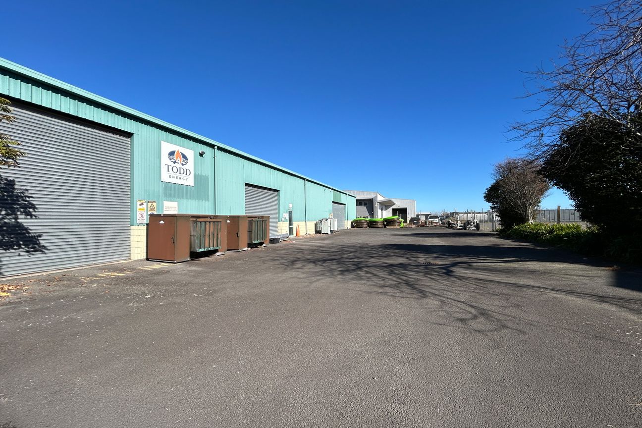 Highly Functional & Versatile Industrial Facility - Widok 6