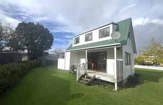 8 Endeavour Close, Whitianga