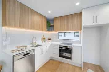 1/66 Cleveland Street, Edgeware