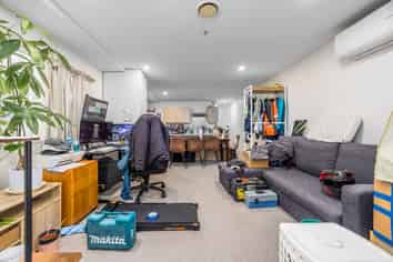 111/8 Ronayne Street, Auckland Central