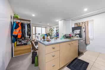 111/8 Ronayne Street, Auckland Central