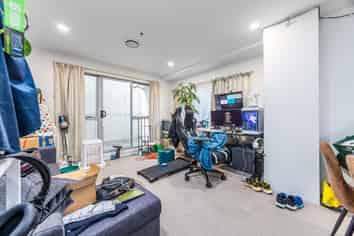 111/8 Ronayne Street, Auckland Central
