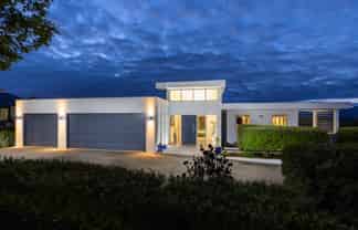 7 Golf View Close, Fairhall