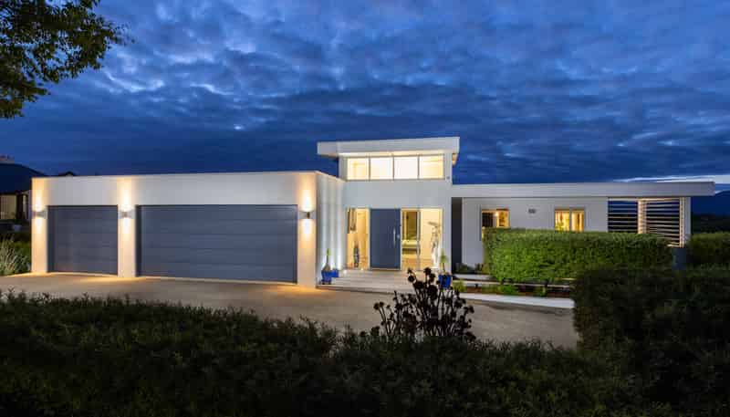 7 Golf View Close, Fairhall