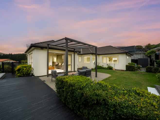 50 Te Puia Drive, Aotea