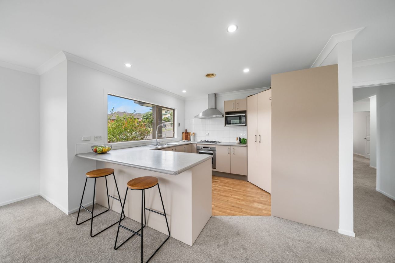 Our Owners Are Committed to Selling - AUCTION – pohled 2