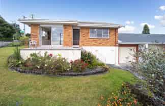 1/2 Routley Drive, Glen Eden