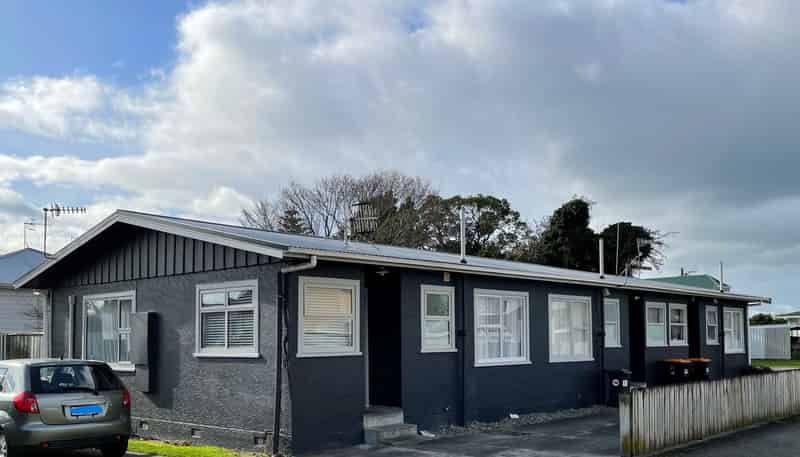 2/11 Pascal Street, Palmerston North Central