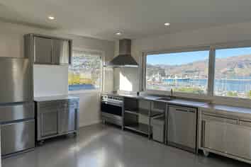 15 Brittan Terrace, Lyttelton