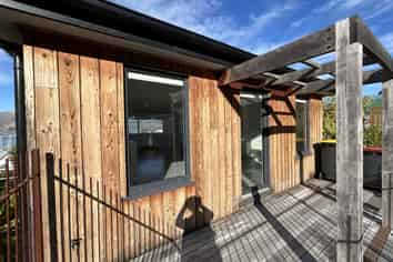 15 Brittan Terrace, Lyttelton