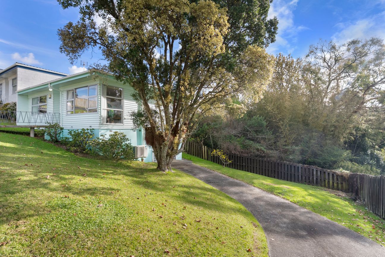 Weatherboard and Garaging - Aanzicht 2