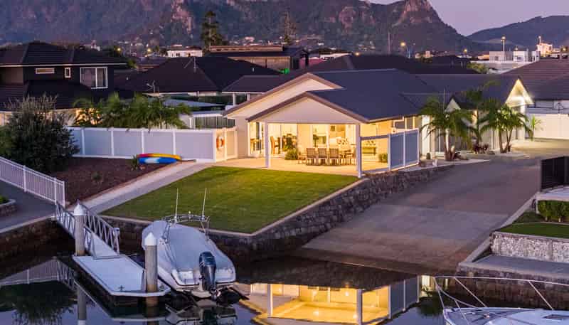 12 Waitemata Drive, One Tree Point