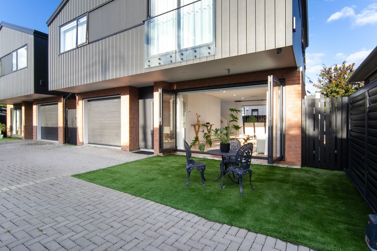A Private Family Retreat in a Prime Location - Widok 2