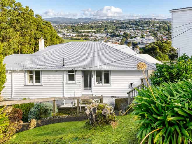 71 Nevay Road, Miramar
