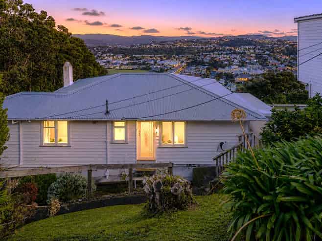 71 Nevay Road, Miramar