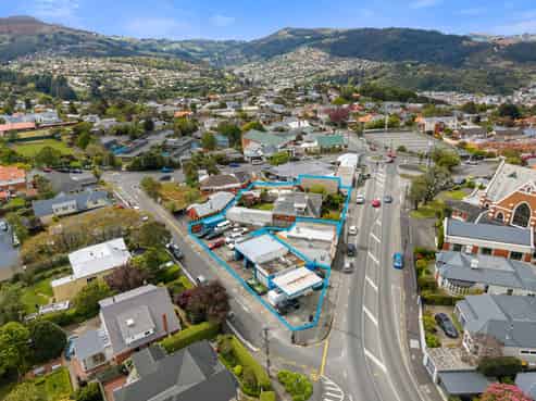 Prime Maori Hill Position - Multiple Options
