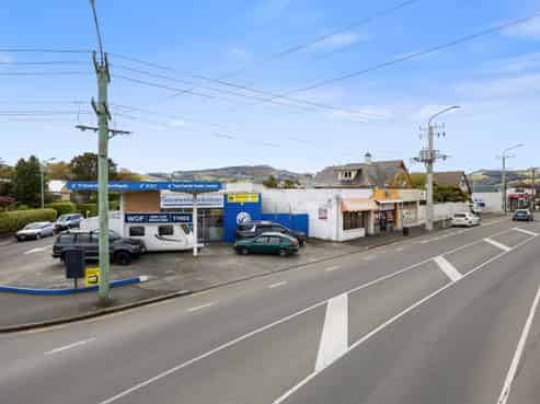 Prime Maori Hill Position - Multiple Options