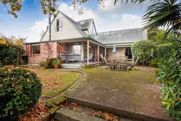 570 Featherston Street, Roslyn
