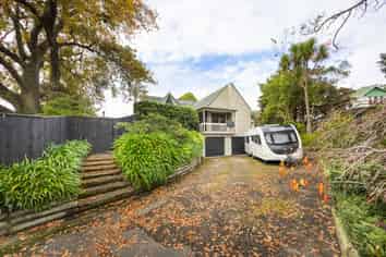 570 Featherston Street, Roslyn