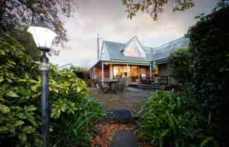 570 Featherston Street, Roslyn