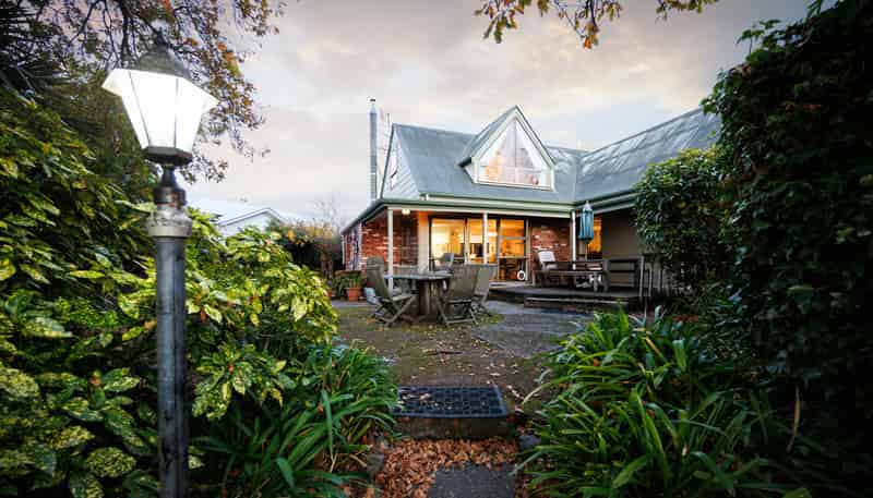 570 Featherston Street, Roslyn