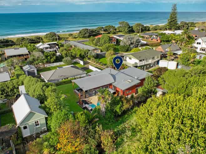 56A Moana Road, Okitu