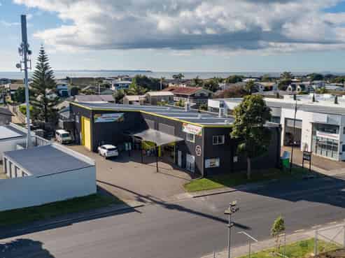 Dual Tenancy Property with Regular Growth