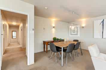 4/2 Crescent Road, Parnell