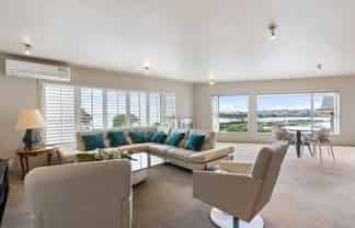 4/2 Crescent Road, Parnell